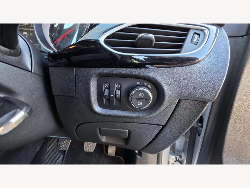 Vauxhall Astra BV68GVF