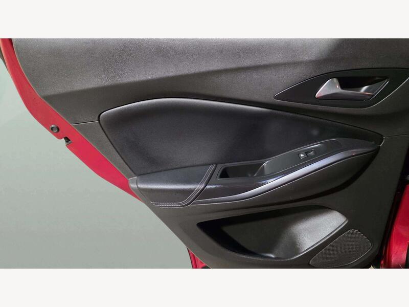 Vauxhall Grandland X WP68HHT