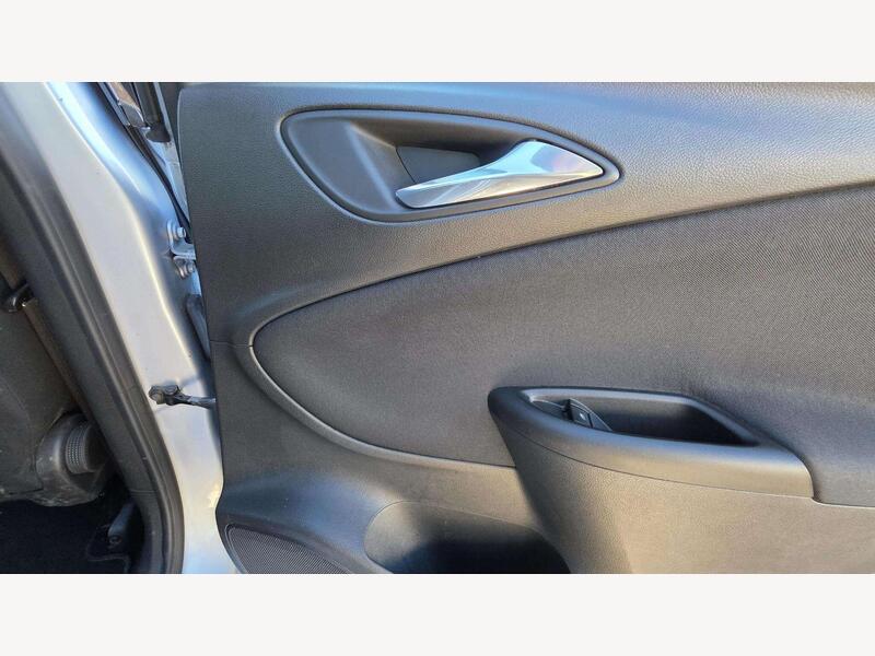 Vauxhall Astra BV68GVF