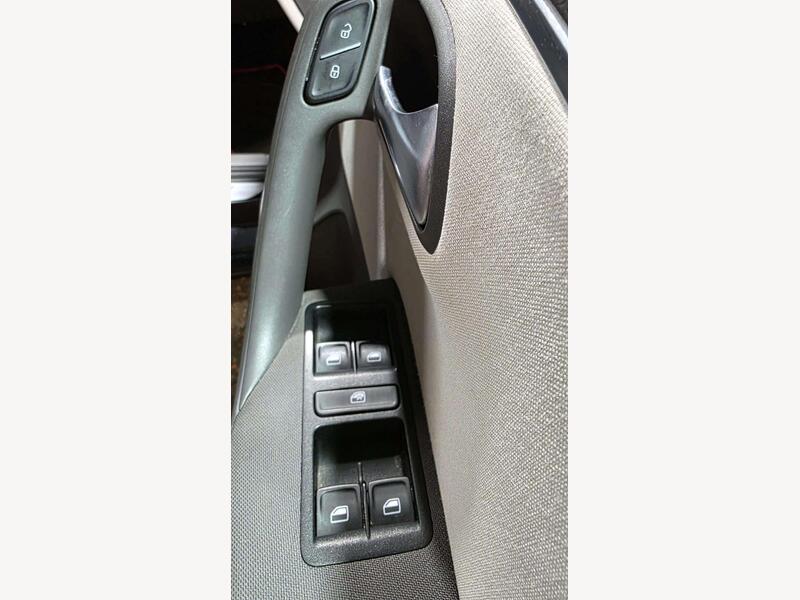 Volkswagen Polo LS15XRP