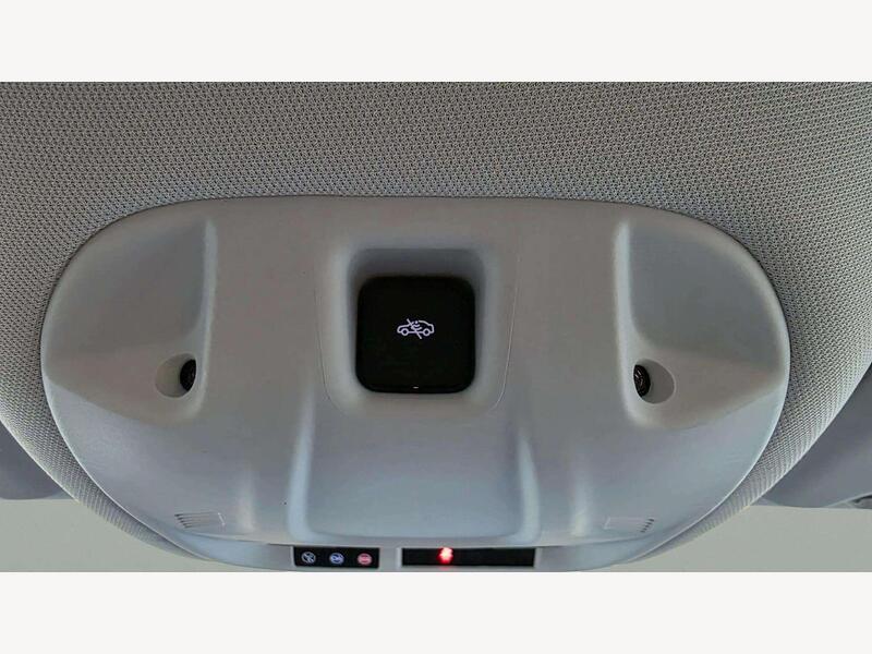 Vauxhall Grandland X YA67YXR