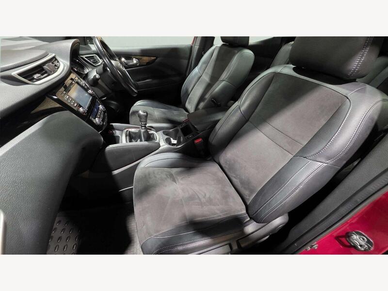 Nissan Qashqai PK17VST