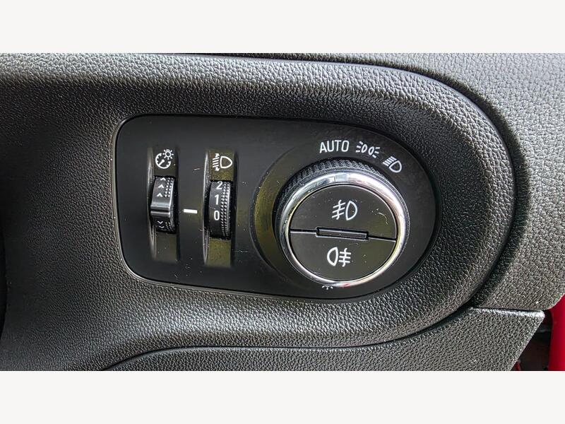 Vauxhall Grandland X WP68HHT