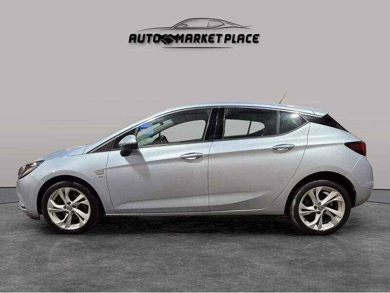 Vauxhall Astra BV68GVF