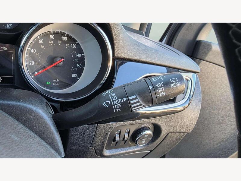 Vauxhall Astra BV68GVF