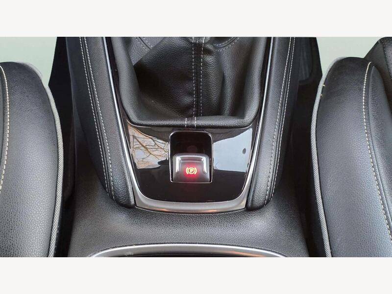 Vauxhall Grandland X YA67YXR