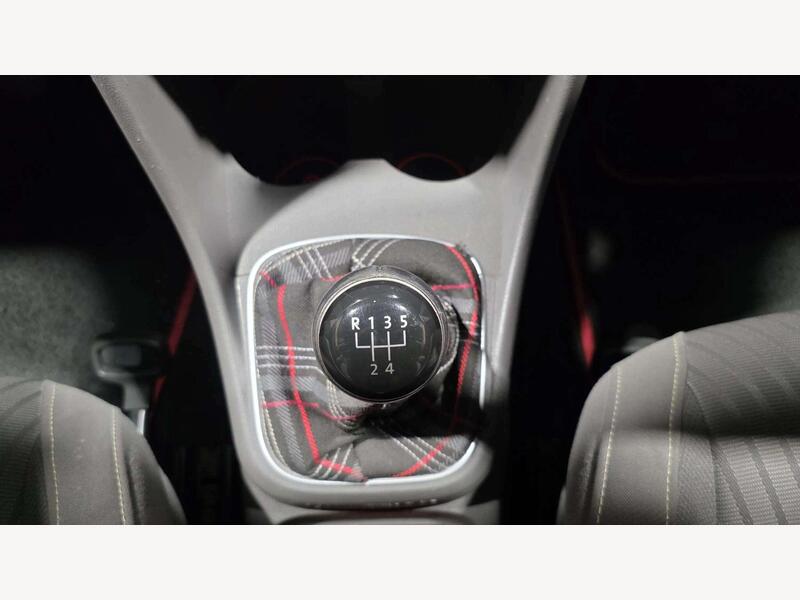 Volkswagen Polo LS15XRP