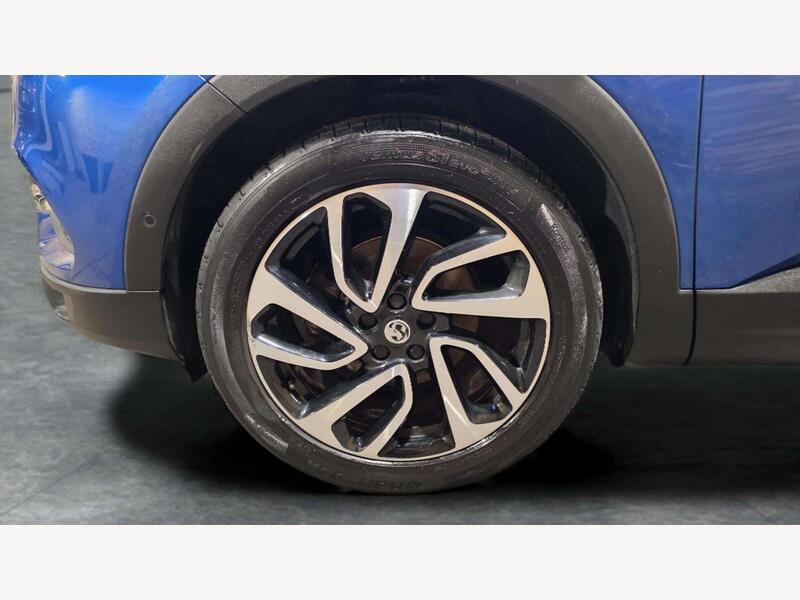 Vauxhall Grandland X YA67YXR