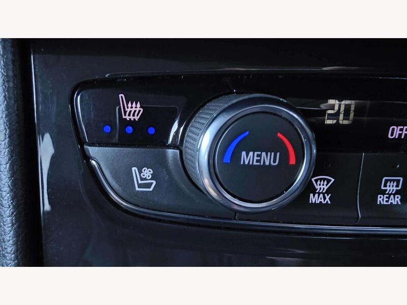 Vauxhall Grandland X YA67YXR