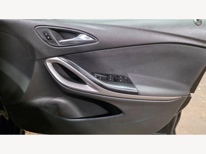 Vauxhall Astra DP68VSF