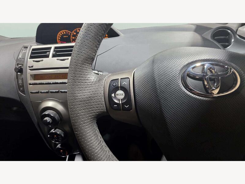 Toyota Yaris YD10XGV