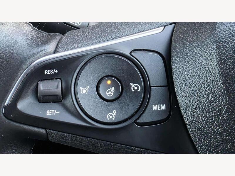 Vauxhall Grandland X YA67YXR