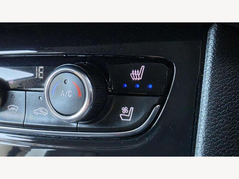 Vauxhall Grandland X YA67YXR