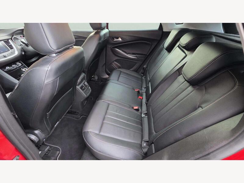 Vauxhall Grandland X WP68HHT