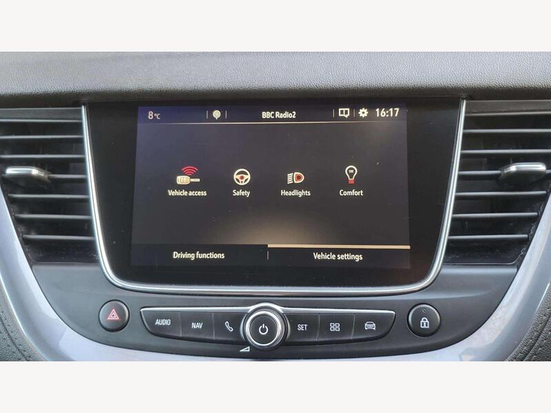 Vauxhall Grandland X YA67YXR