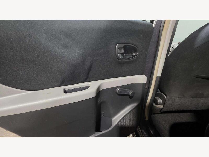 Toyota Yaris YD10XGV